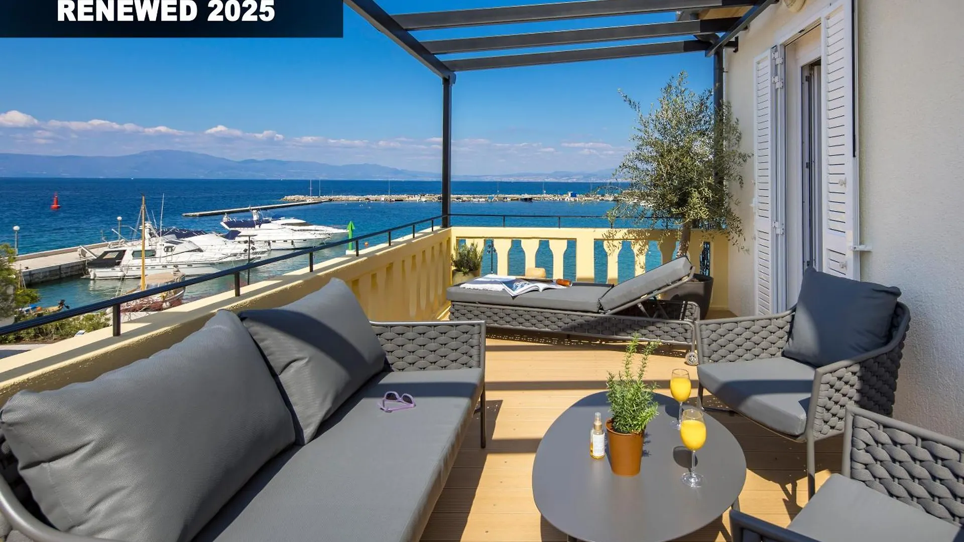 The House Hotel Malinska Guest house