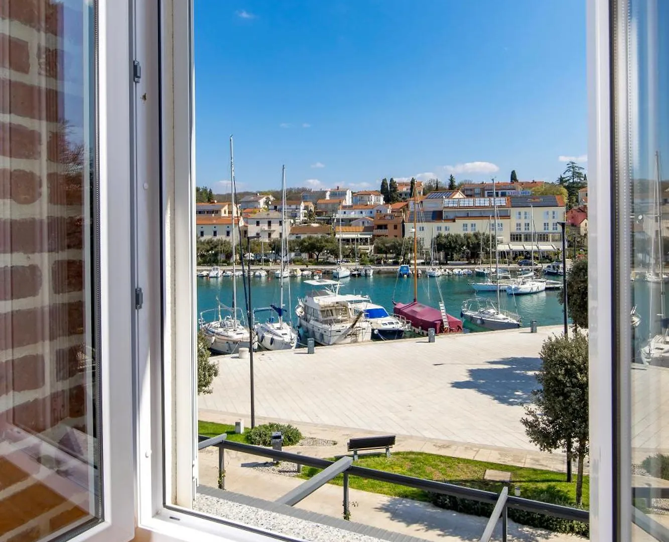 **** Guest house The House Hotel Malinska Croatia